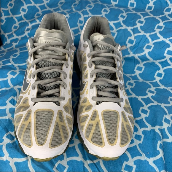 Nike Women’s size 8.5 Air Max 2011 White Silver low top wmns running sneakers og - Picture 4 of 11